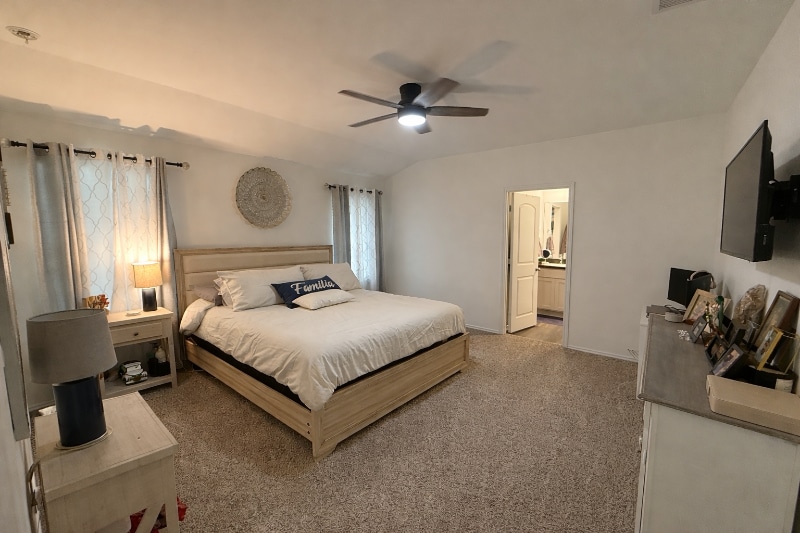 Building Photo - 5242 Rothwell Hts Dr