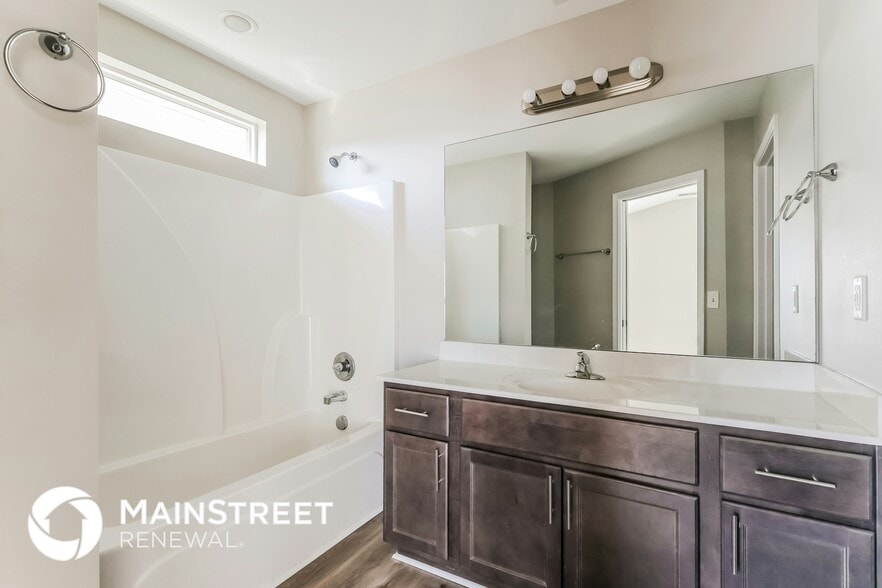 Building Photo - 2220 Walcot Way