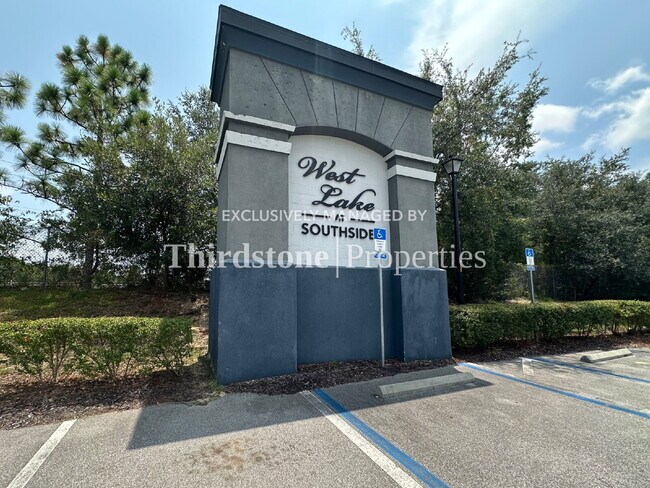 Building Photo - 9139 Western Way