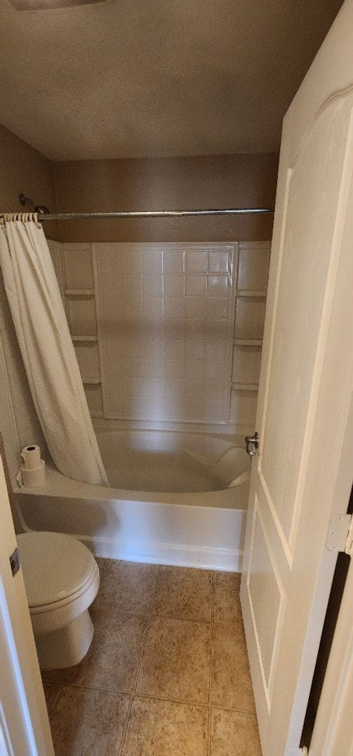 Building Photo - Now Available – Freshly Updated 2-Bedroom,...
