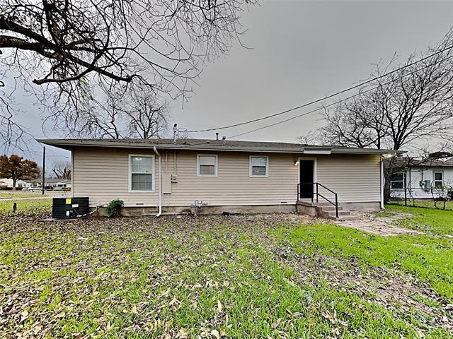 Building Photo - 3559 Park Ln