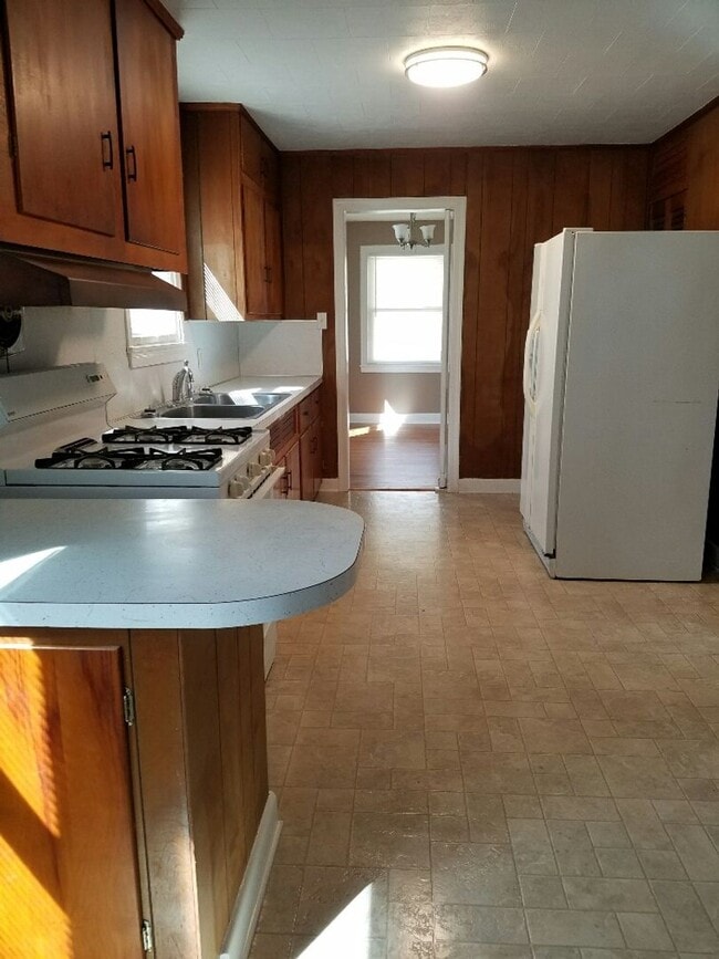 Building Photo - 1100 W Williams Cir