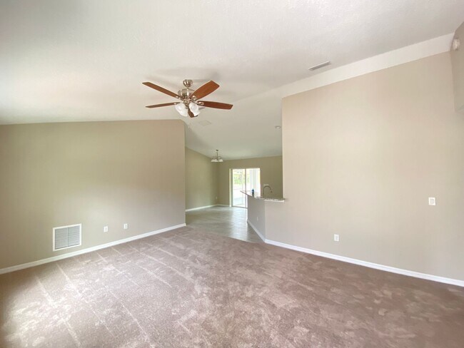 Building Photo - 4490 SW 150th Pl