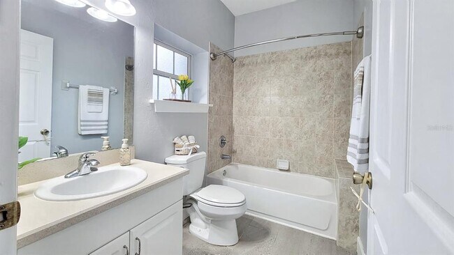 Building Photo - 110 SW 145th Dr