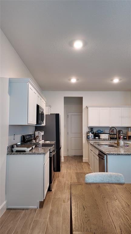 Building Photo - 8599 Sportsman Lp