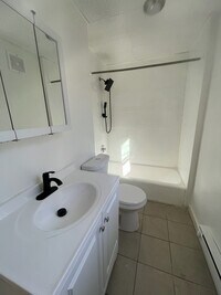 Building Photo - 157 Clark St