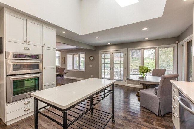 Building Photo - 5816 Leven Links Ct