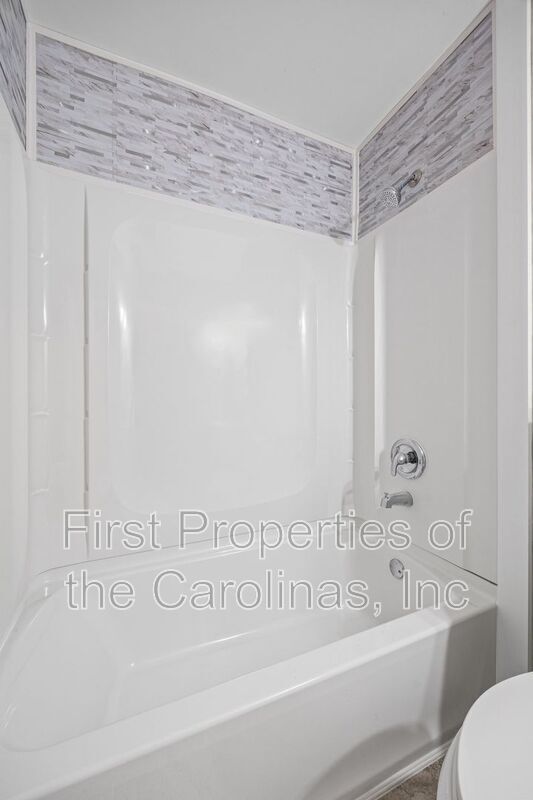 Building Photo - 1933 Ebenezer Rd