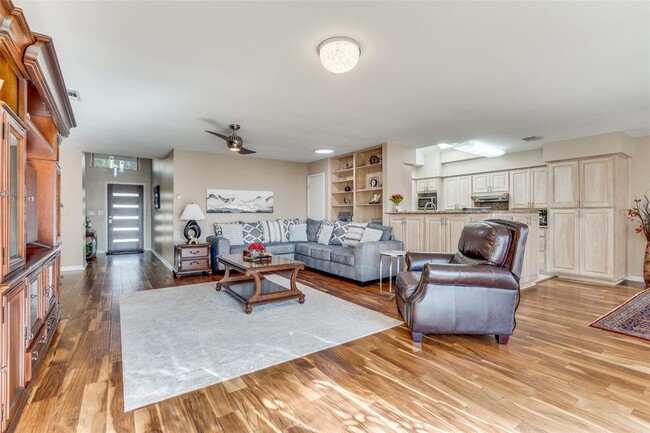Building Photo - 5710 Misty Hill Cove