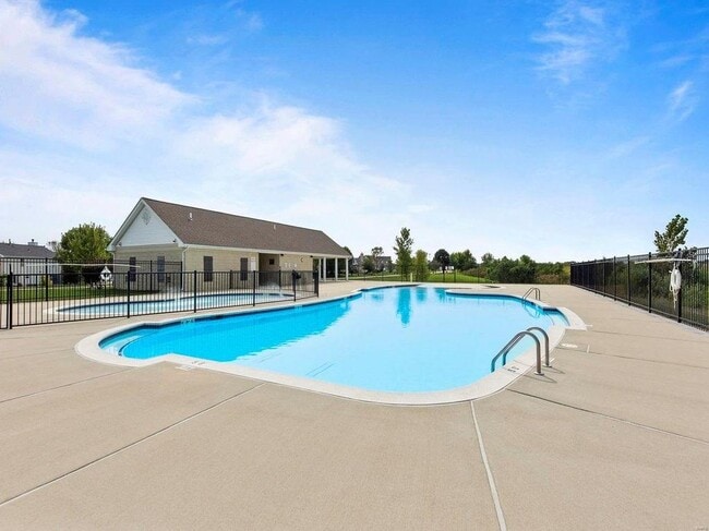 Building Photo - 712 Harbor Woods Dr