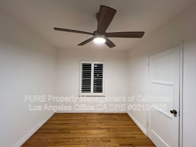 Building Photo - 1910 W 94th Pl