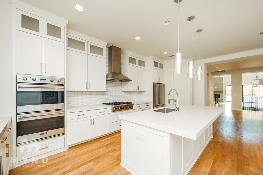 Building Photo - 4218 Bowser Ave