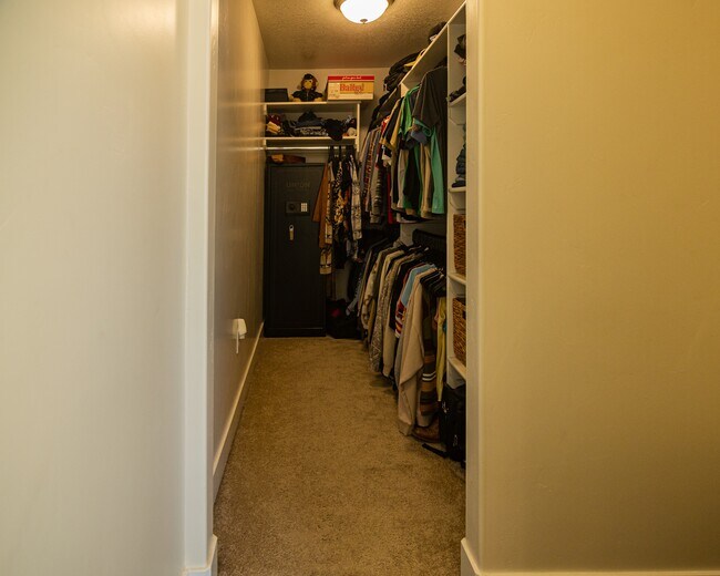 Building Photo - 4056 S 2800 W