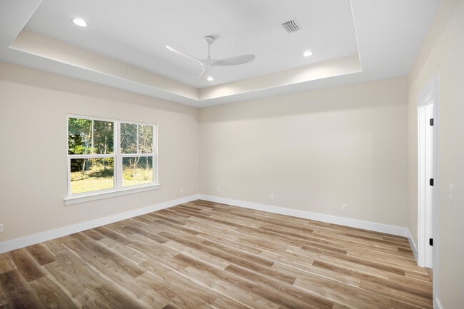 Building Photo - 119 Spruce St