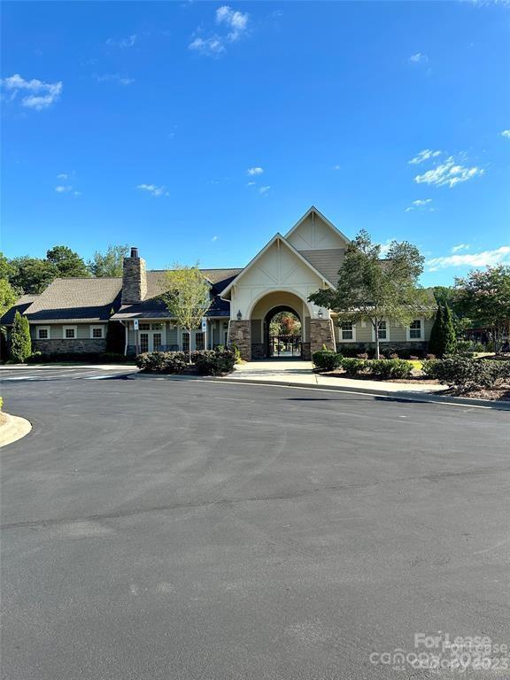 Building Photo - 10413 Honeyfur Ct