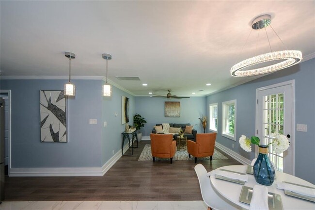 Building Photo - Modern 2BR/2BA Apartment with Private Deck...