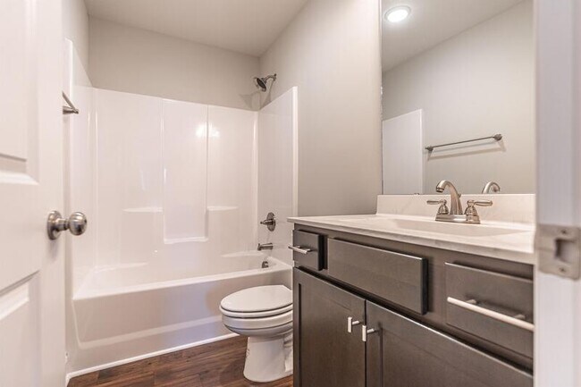 Building Photo - 151 Titleist Ct