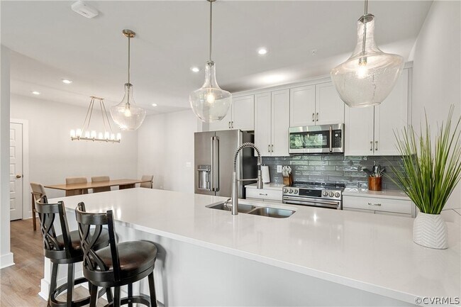 Building Photo - 5326 Old Main St