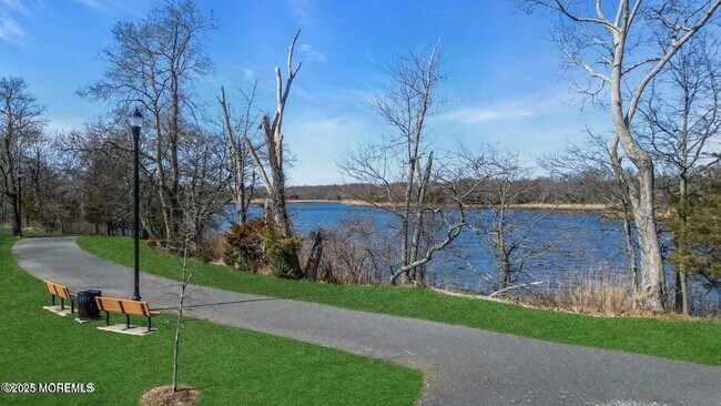 Building Photo - 16 Barton Ave