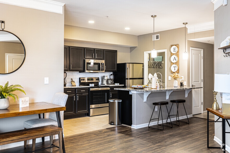 Corbin Crossing 6801 W 138th Ter Overland Park KS 66223 Apartment