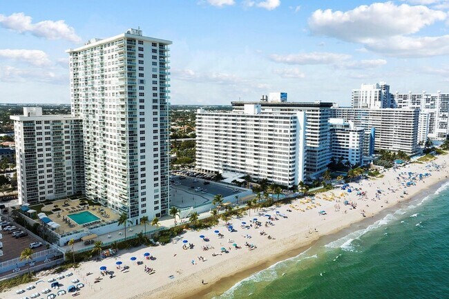 Building Photo - 3900 Galt Ocean Dr
