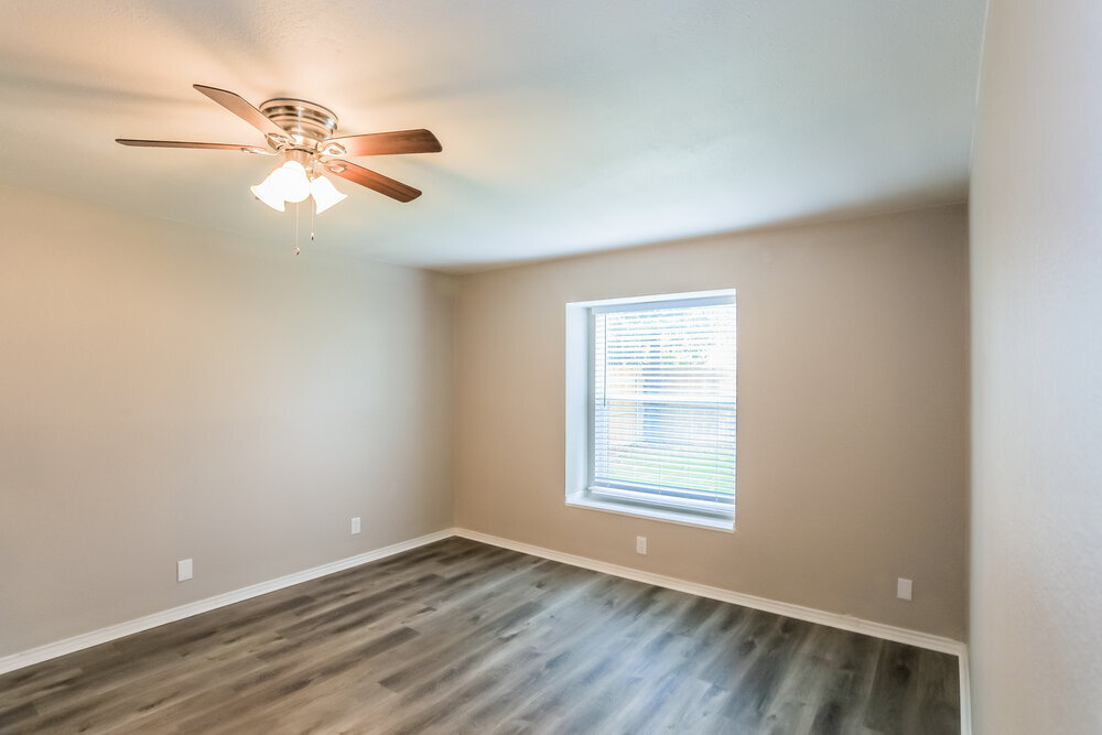 Building Photo - 5320 Rowcrop Dr