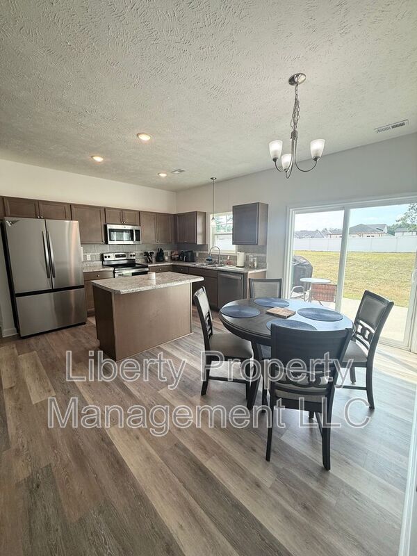 Building Photo - 378 Sandy Grove Rd