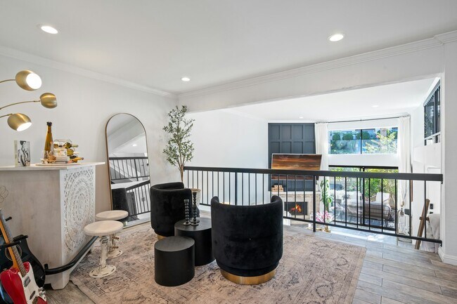 Building Photo - 1825 Caddington Dr