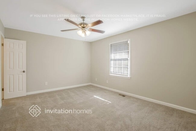 Building Photo - 4895 Orchard Ct