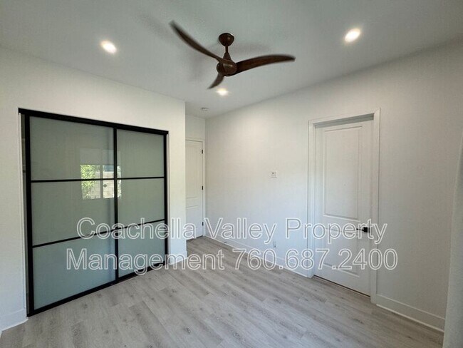 Building Photo - 74635 Tesla Dr