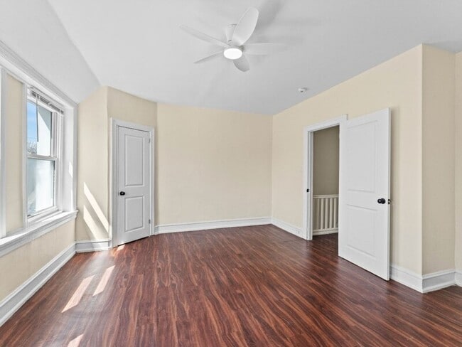 Building Photo - 1943 Stenton Ave