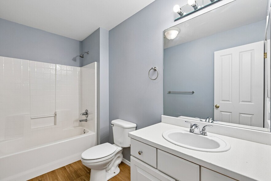 Building Photo - 22754 NE 94th Way