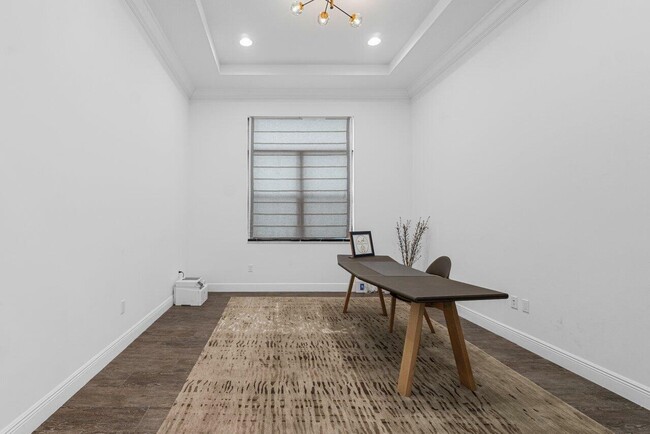 Building Photo - 13026 Artisan Cir