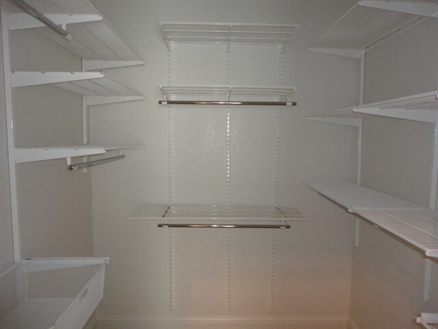 Building Photo - 9546 Lance Dr