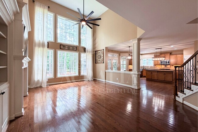Building Photo - 5604 Pine Rock Ct