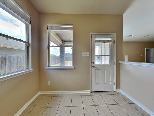 Building Photo - 15606 Mossy Park