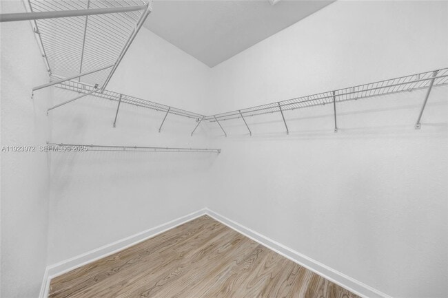 Building Photo - 268 NE 210th Way