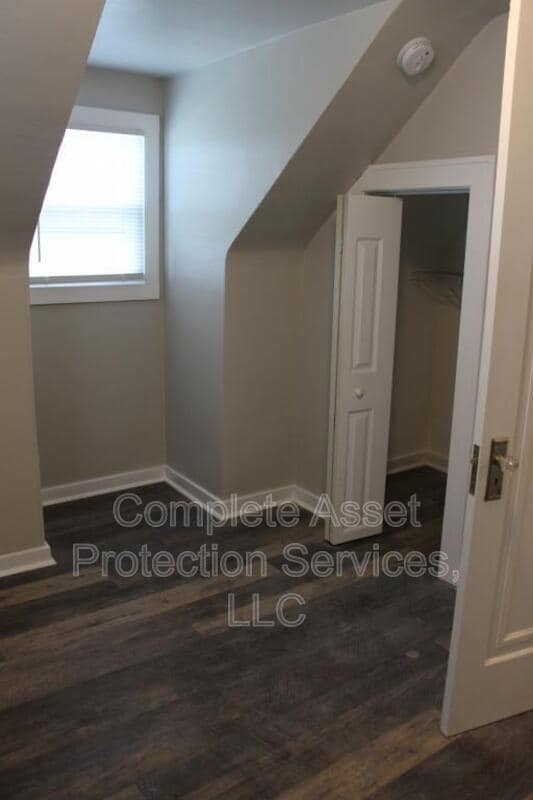 Building Photo - 7326 W Taft St