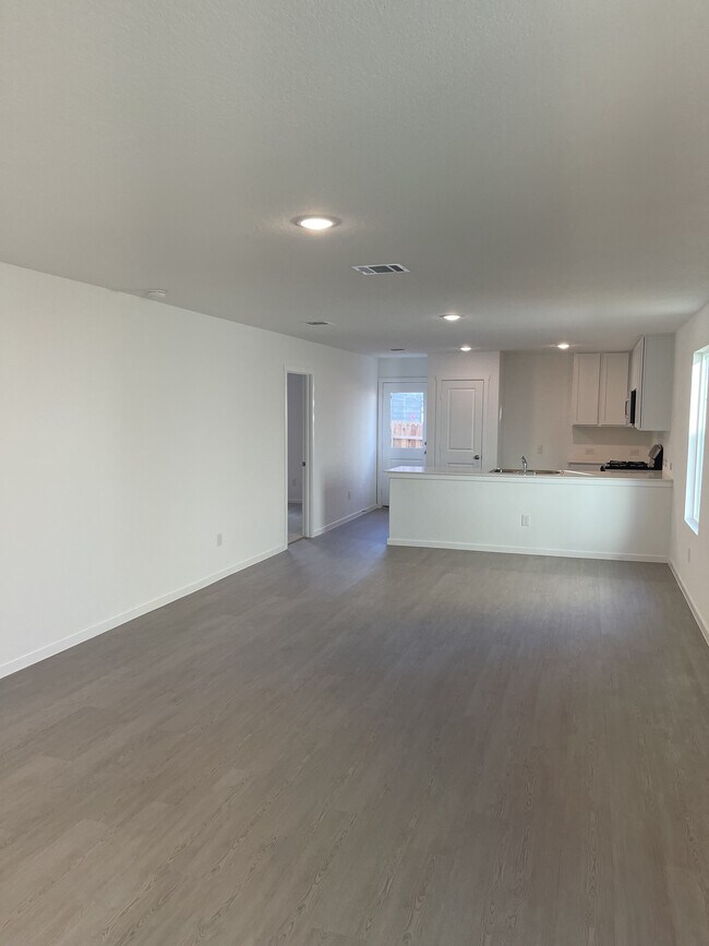 Building Photo - 2863 Red Diamond