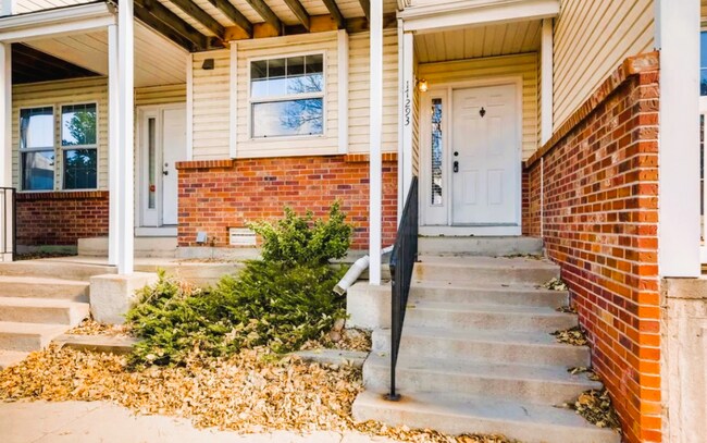 Building Photo - 17293 E Ford Dr