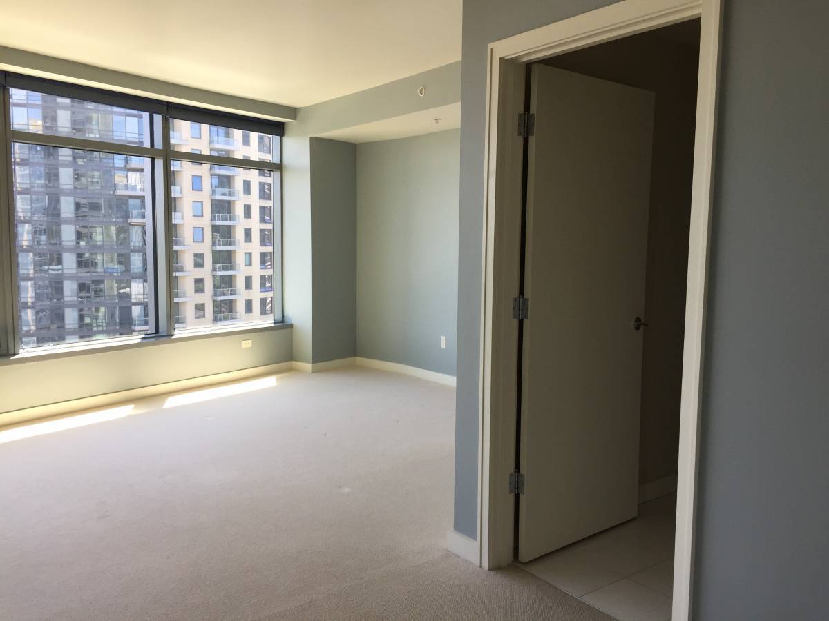 master bedroom - 3601 S River Pky