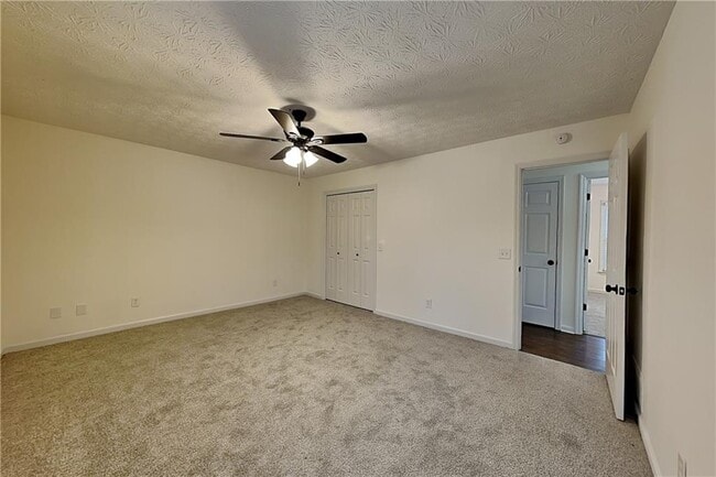 Building Photo - 989 Madison Terrace NW