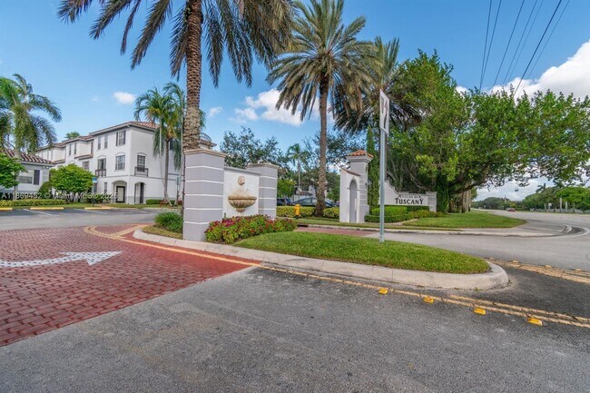 Building Photo - 751 SW 148th Ave