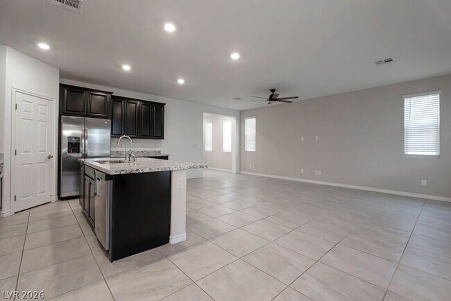 Building Photo - 7126 Calvert Cliffs St