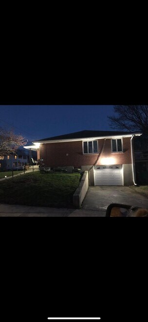 Building Photo - 32 Highland Ave