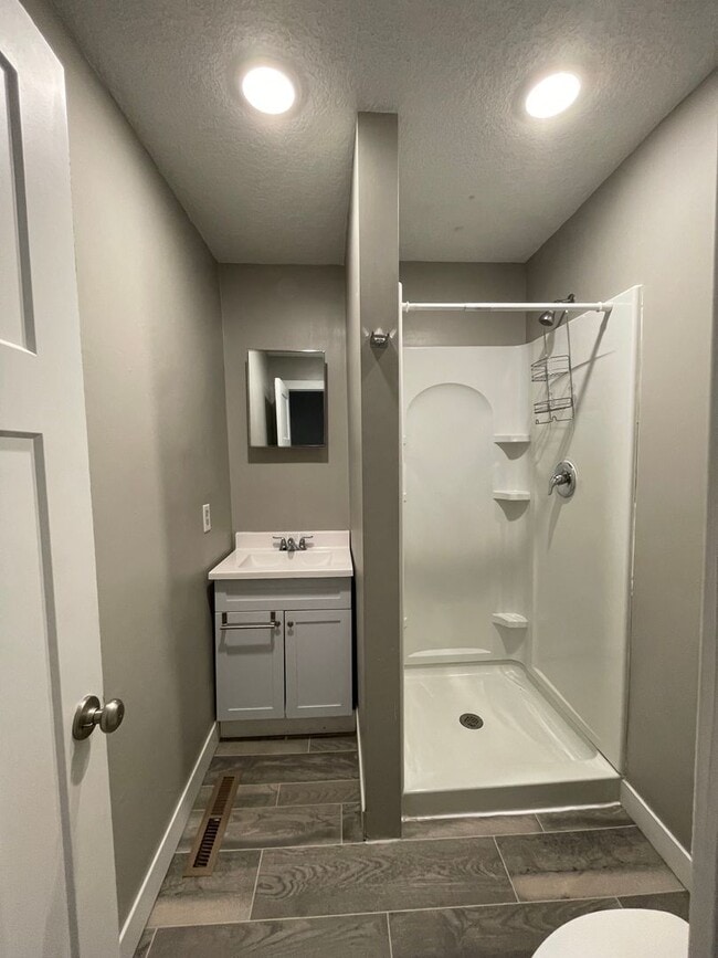 Building Photo - 816 Congress St