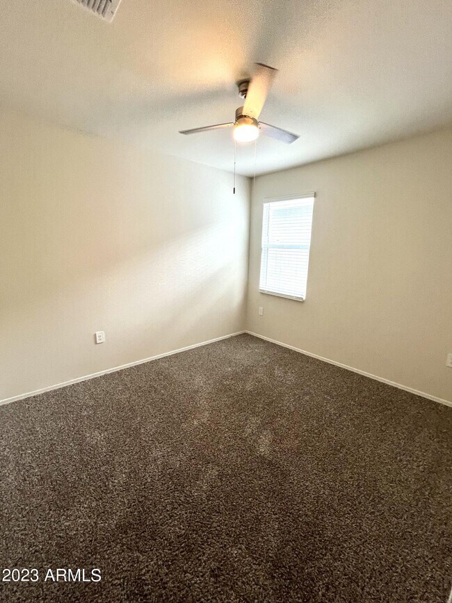 Building Photo - 24368 W Albeniz Pl