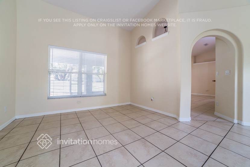 Building Photo - 3051 Brighton Rd