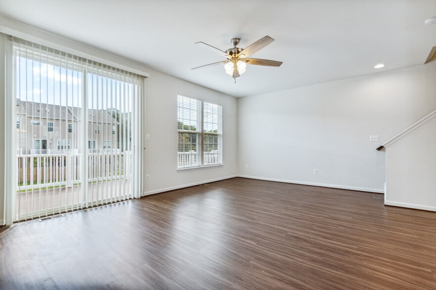 Great room - 9093 Connor House Rd