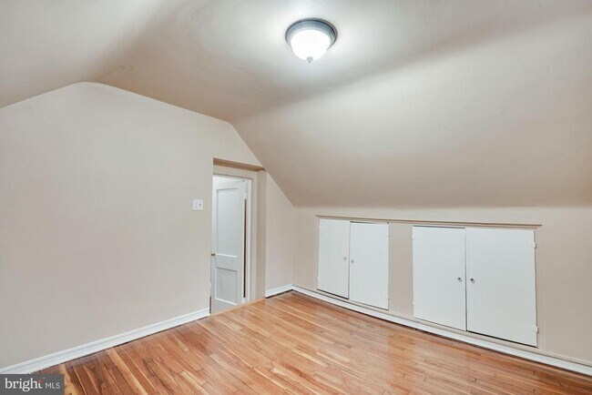 Building Photo - 3209 19th Rd N